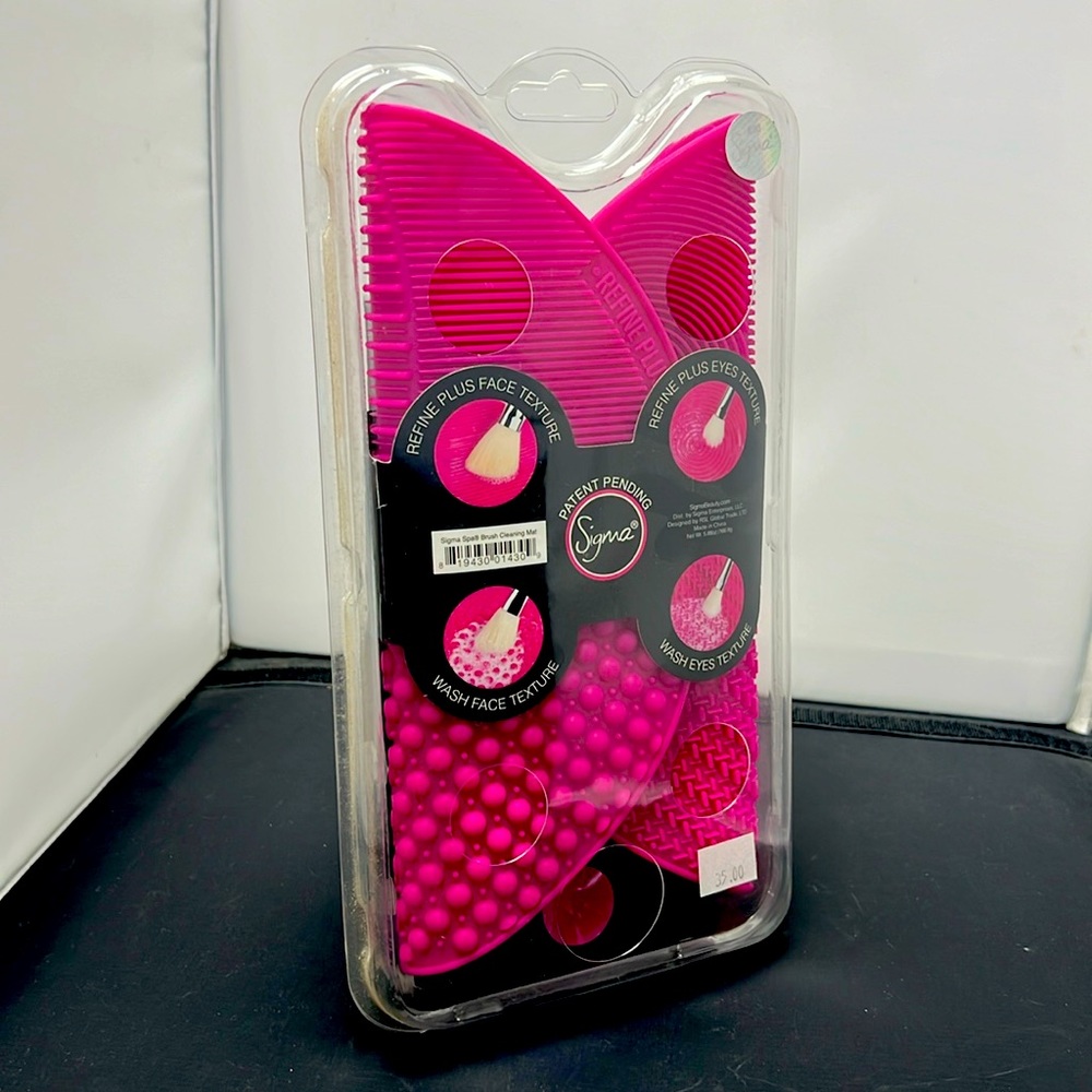 Sigma Beauty Makeup Brush Cleaner Mat – Sigma Spa Express Silicone Makeup Brush